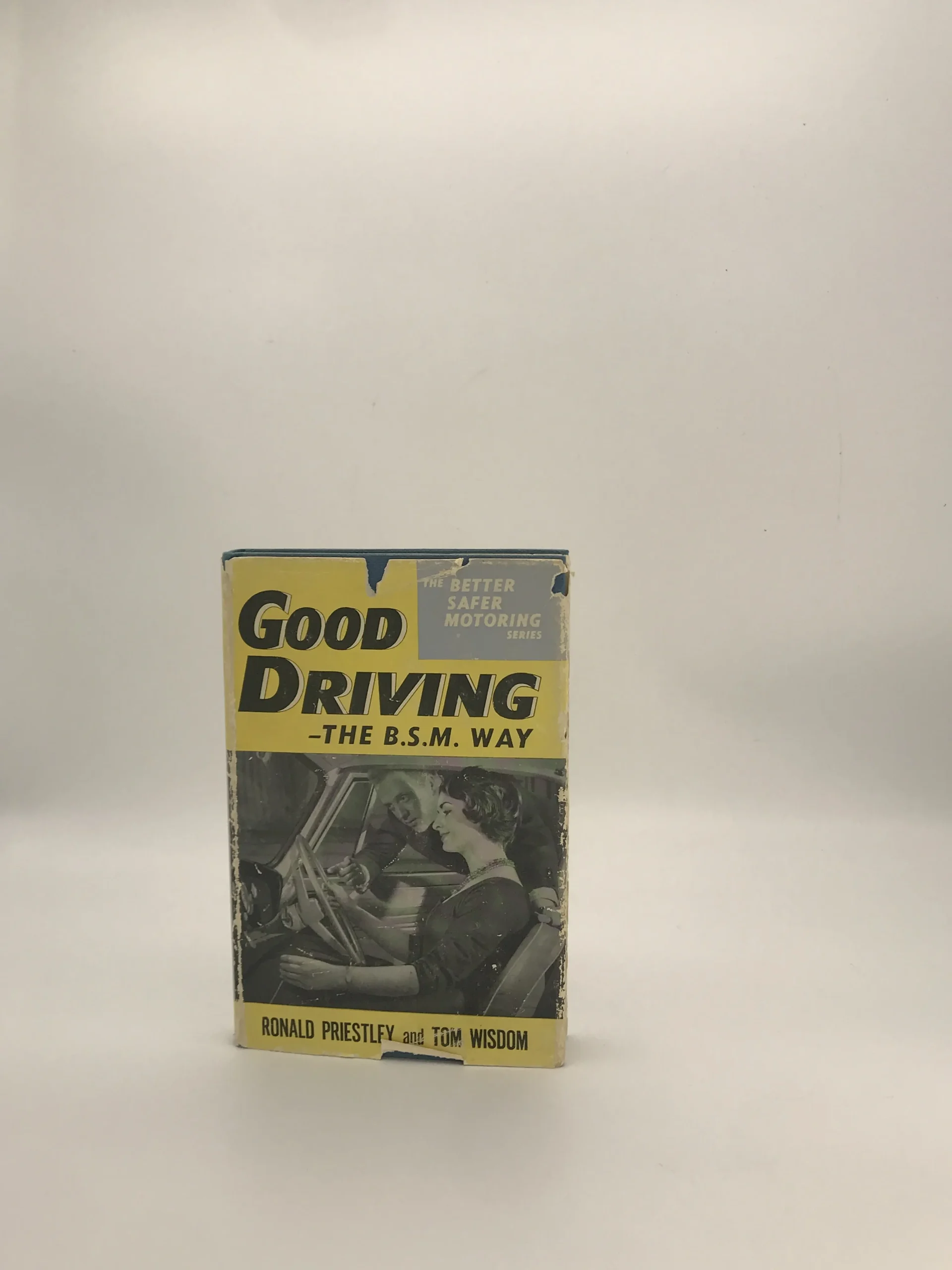 GOOD DRIVING یک کتاب خاص درباره آموزش رانندگی به زبان انگلیسی از سال 1969