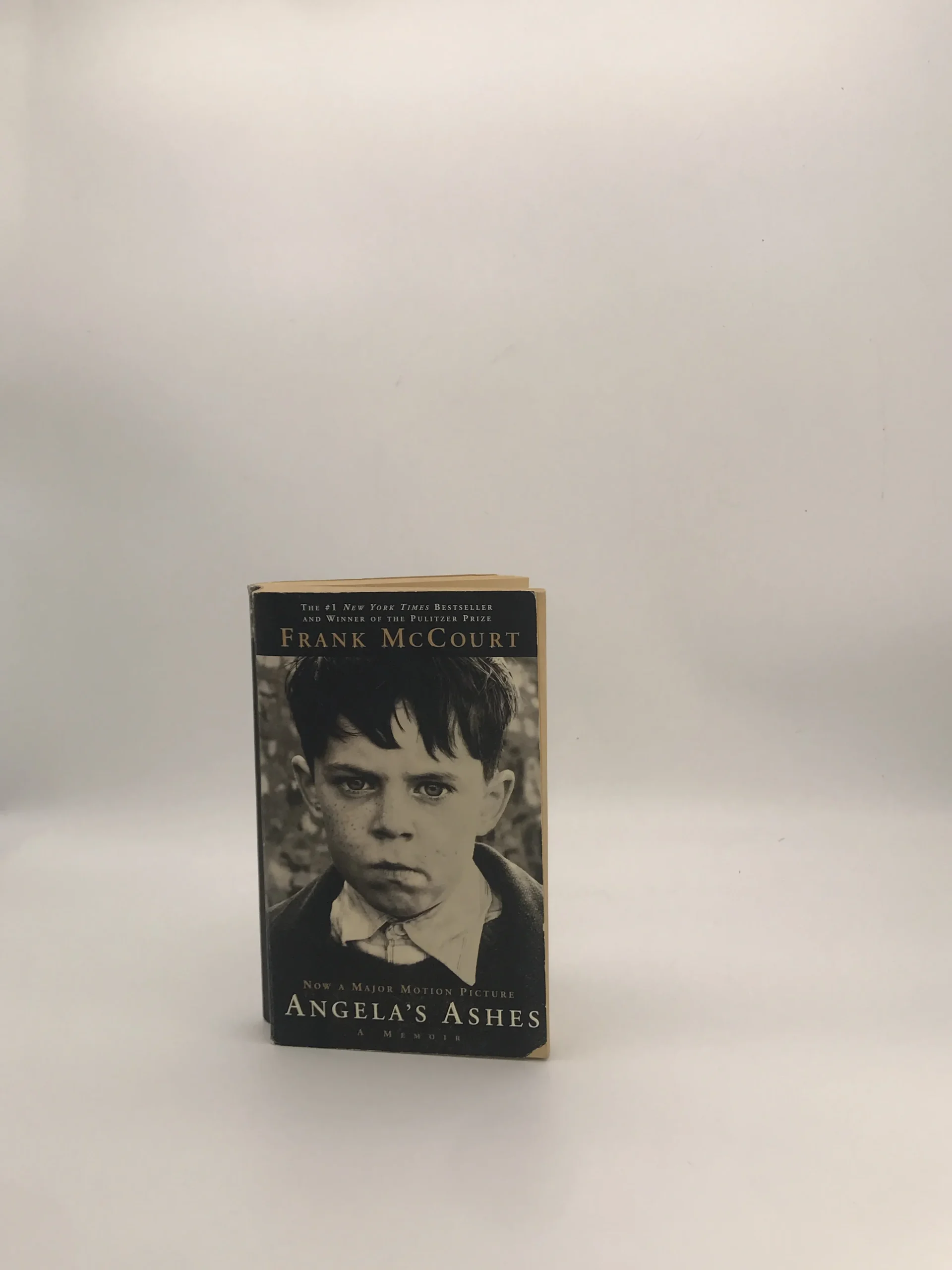 ANGELAS ASHES نوشته فرانک مک‌کورت نسخه سال 1996